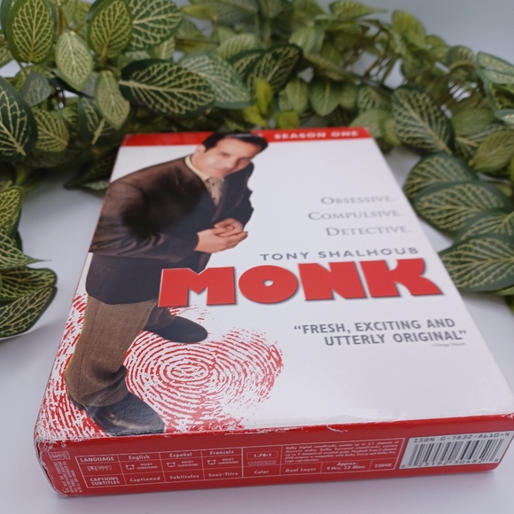 Monk Season One DVD Set - Picture 9 of 9